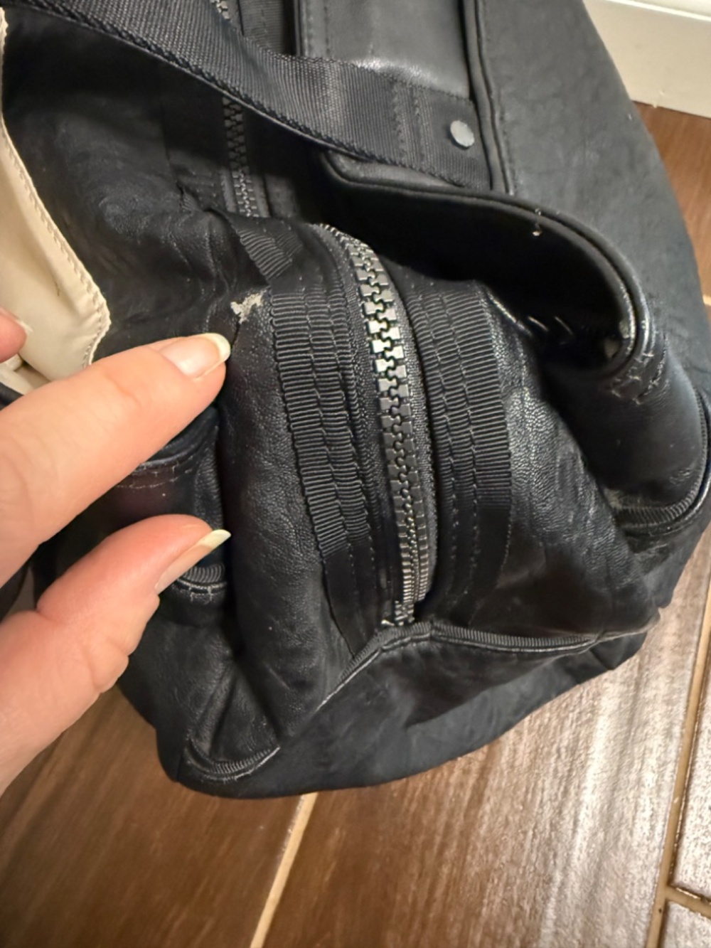 lululemon Om the Day Bag | Black | Vintage Yoga Gym Shoulder Bag - Picture 12 of 14